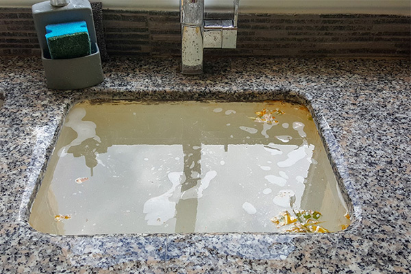 Read more about the article Avoid kitchen sink clogs by not putting these things down the drain