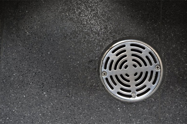 You are currently viewing Clogged floor drains can cause quite the headache for restaurants