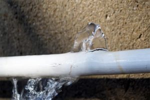 A few tips to protect your pipes from freezing