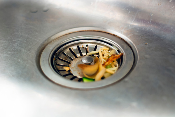 Read more about the article Want to avoid a clogged drain? Follow these guidelines